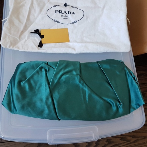 *SOLD* Prada raso satin clutch in teal - Picture 4 of 8